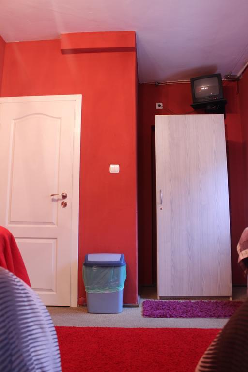 Pokoje Na Chmielnej 2 Hostel Varşovia Cameră foto
