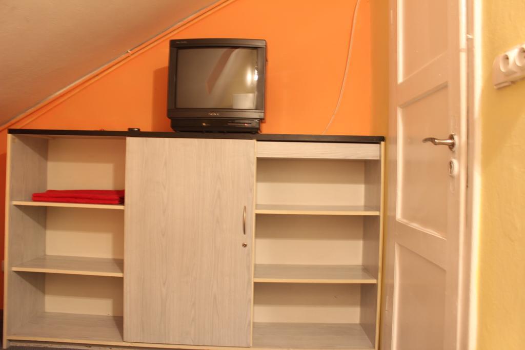 Pokoje Na Chmielnej 2 Hostel Varşovia Cameră foto
