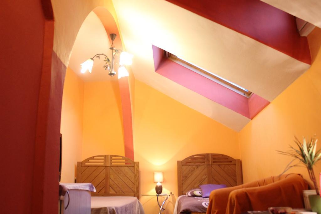 Pokoje Na Chmielnej 2 Hostel Varşovia Cameră foto